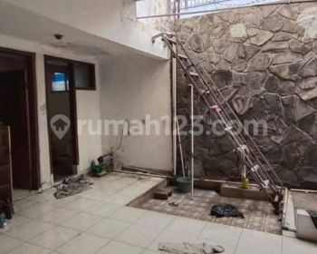 Rumah Jl Kembar Hitung Tanah