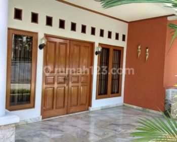 Rumah Bagus clasik di cipete