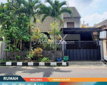 Rumah Modern Terawat Dijual Daerah Taman Sulfat, Kota Malang