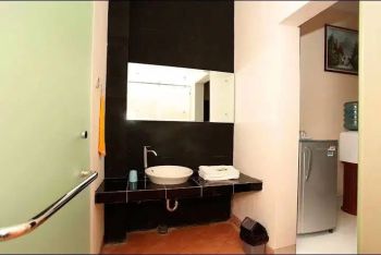 Kos ekseklusif bagus di condongcatur