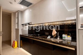 FULL FURNISH BRAND NEW UNIT APARTMENT ONE ICON MEWAH DAN MURAH. AKSES KEMANAPUN
