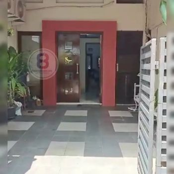 Rumah cantik diradio dalam jakarta selatan dekat Pondok Indah arteri