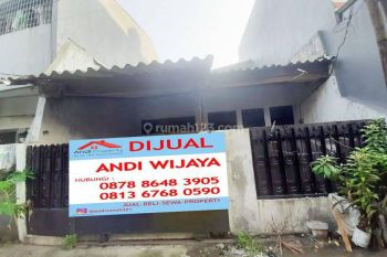 Rumah Tua Lokasi Strategis bebas banjir di tanjung duren(TD165)