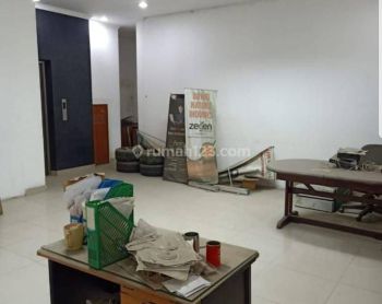 Ruko di Kelapa Gading 600 M Bagus Lokasi Sangat Strategis