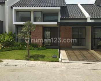 RUMAH DISEWAKAN* 
*Kota Baru Parahyangan