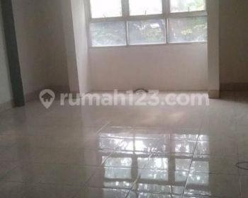 Ruko Disewa 3 Lantai Strategis di Moch Toha Bandung