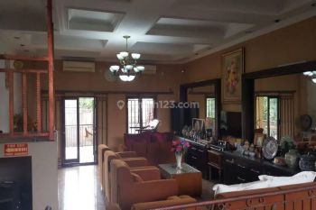 Gedung Sekolah Berikut Tempat Usaha Dan Tinggal Harga Murah Di Ciputat Timur
