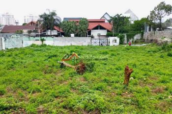 Sale Tanah: Harga mendekati njop