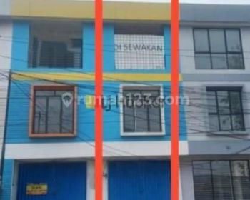 Ruko 3 Lantai Lokasi di Jalan Utama