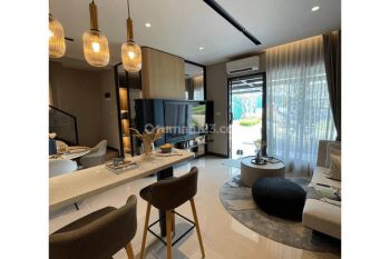 2 Lt Attic View Dilengkapi Fasilitas Kolam Renang At Symphonia