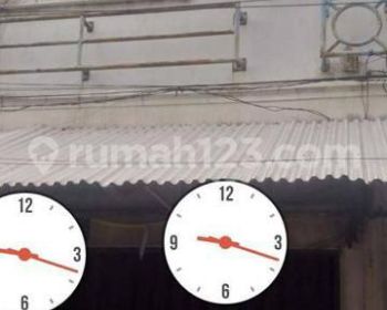 Kios plong Glodok area