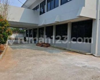 Gudang Siap Pakai Plus Tersedia Kantor Dua Lantai Akses Kontainer 40ft Lokasi Di