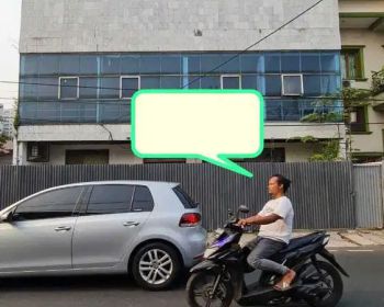 Disewakan Ruko Gandeng 3 di Kemanggisan Jakbar Lt 277m 2,5 Lantai SHM