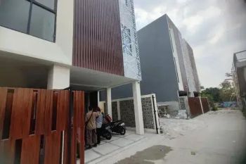 Dijual Rumah Kos 10 Kamar  Dekat Kampus Ui Depok