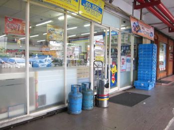 Rumah Elit Kealpa Gading Masih Layak Huni Lingkungan Nyaman Dan Aman