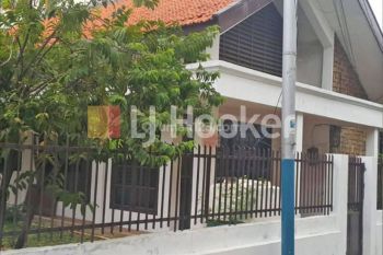 Rumah Cempaka Putih Barat Cempaka Putih, Jakarta Pusat