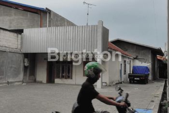 KALIWARON, RUMAH HITUNG TANAH, DEKAT DHARMAHUSADA, GALAXY MALL