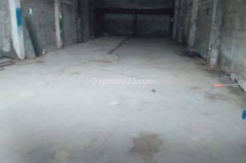 Do Sewakan Gudang Strategis Di Soekarno hatta