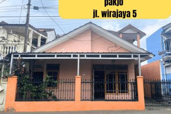 di jual rumah siap huni lokasi pakjo jl wirajaya 5