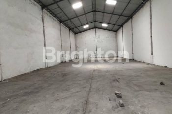 GUDANG SIAP PAKAI DI PLATINUM EAST ROAD SIDOARJO
