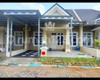 Dijual atau di sewakan plamongan indah Rumah