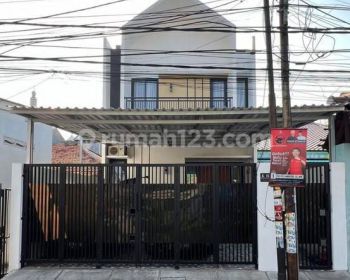 Rumah Siap Huni di Utan Kayu,Matraman,Jakarta Timur