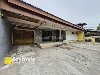 Rumah di Tebet Barat, Jaksel, Bisa Buat Kantor Dan Tempat Usaha,