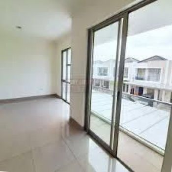 Rumah 2 Lantai Cluster Denver Pik 2 Dengan 3+1 Kamar Tidur