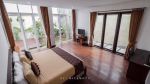 thumbnail-villa-di-seminyak-badung-1