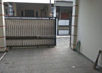 Rumah Bagus SHM di Harapan Indah, Bekasi