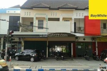 Disewakan Ruko Strategis di Raya Mayjen Panjaitan Madiun
