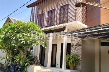 VILLA 2 LANTAI ONE GATE SYSTEM DI KEROBOKAN