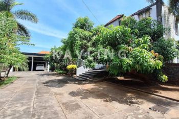Villa Luas 3 Lantai Dekat Central Lovina Singaraja
