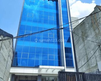 Gedung Kantor Baru 5.5 Lantai di Tebet Jakarta Selatan