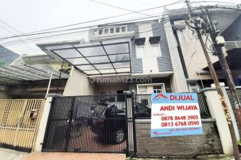 Rumah bagus Siap Huni Strategis Taman Ratu(TR77)