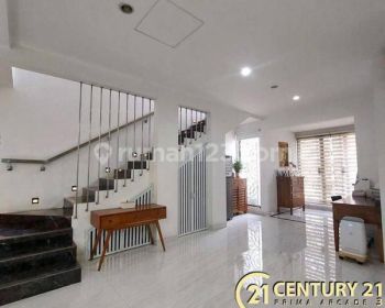 Rumah Bagus Rapi Dalam Cluster Discovery Bintaro Jaya 4346
