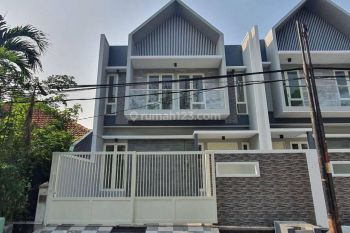 Rumah Manyar Tirtomoyo NEW MINIMALIS row 3 mobil carport 2