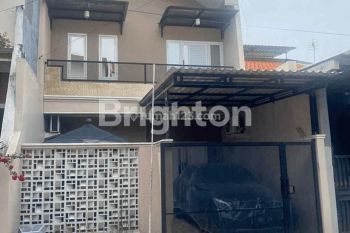 RUMAH PANDUGO 2 LANTAI MINIMALIS DEKAT MERR