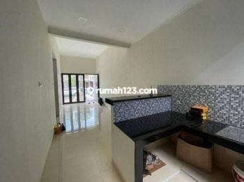 Rumah Cantik Luas Di Kota Baru Parahyangan, Padalarang