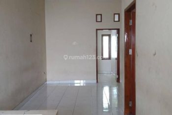 Rumah Dua Lantai Sayap Dago