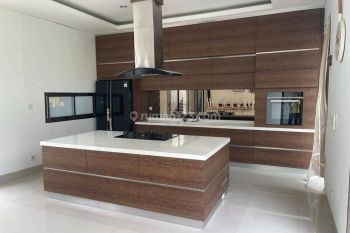 Rumah Mewah Ga Perlu Bawa Barang Lagi Siap Huni