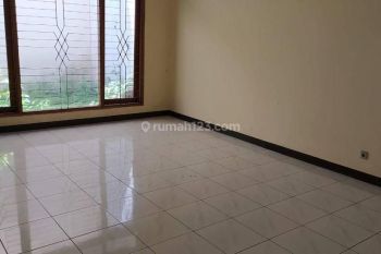 Disewakan rumah siap huni luas mewah di kawasan elite batununggal buah batu