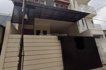 Rumah bagus siap huni strategis di GreenVille(GR19)