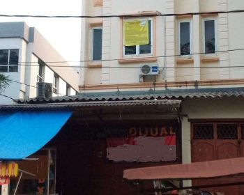 dijual ruko Tanjung Duren harga turun dari 3,5 M