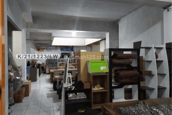 Ruko Mainroad Hadap Selatan Di Jalan Jendral Sudirman Bandung