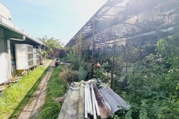 Ruko MURAH 3 unit area bisnis tepi jalan raya di Nusukan Solo