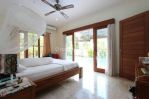 thumbnail-tropical-villa-with-2-bedroom-in-kesiman-furnished-4