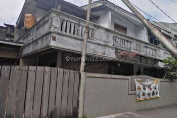 Rumah 5 kamar tidur strategis di Tanjuung Duren(TD206)