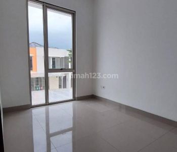 Rumah di Pantai Indah Kapuk 2, Spring Lake, Uk 10x12, Unfurnished