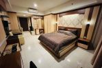 thumbnail-kemang-village-intercon-studio-balcony-43-m2-3